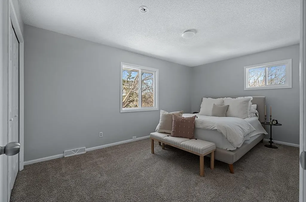 4 bed, 1.5 bath, 1701 sqft, $2,995 — Photo 4