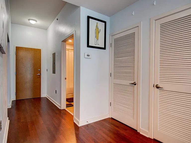 301 Demonbreun St #609 — Photo 10