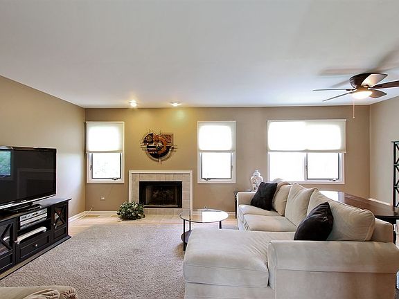 2nd image of 877 N Cove Dr #881D