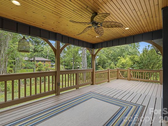 5th image of 337 Woody Ln