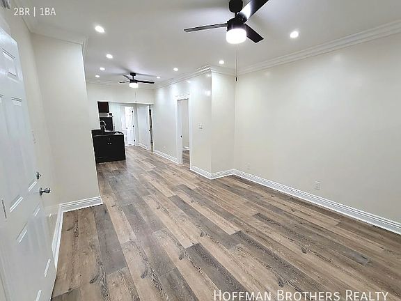 4th image of 2445 Bellevue Ave #A