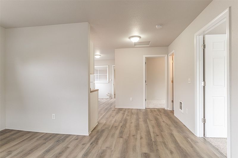 3rd image of 331 S Malaga Avenue
