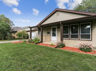 604 Oakcrest Dr, Rantoul, IL 61866