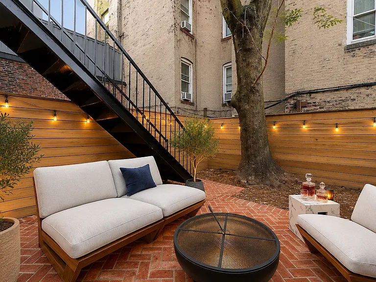 87 Saratoga Ave #2 — Photo 4