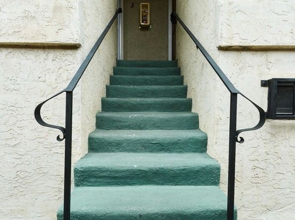 4517 College Way APT J