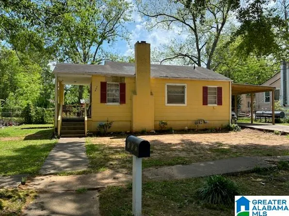 705 40th St, Fairfield, AL 35064