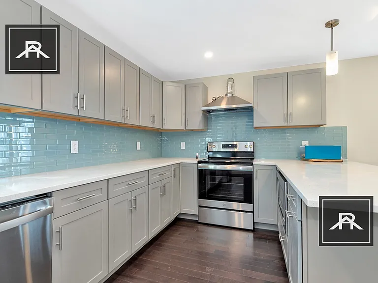 45 Wright Ave #1 — Photo 2