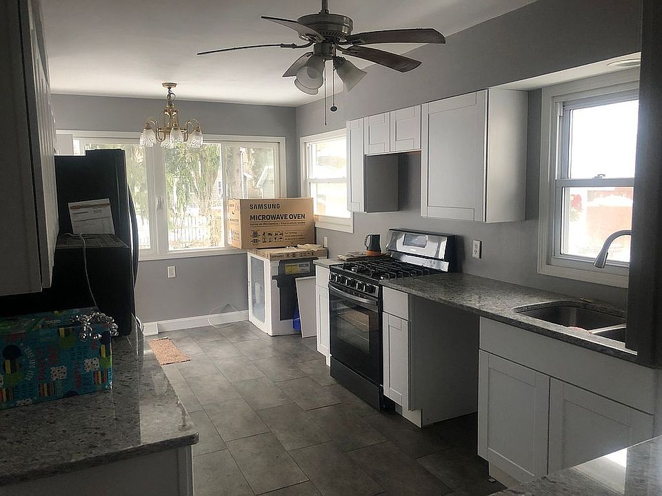 1st image of 708 S West Ave