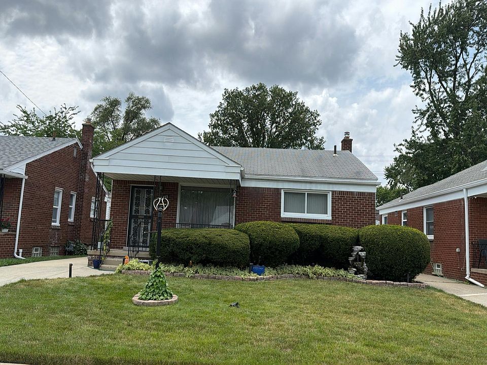 1st image of 20455 Strathmoor St