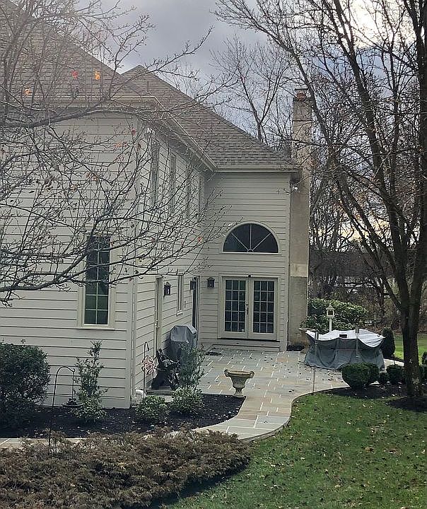 2nd image of 1102 Harmony Cir