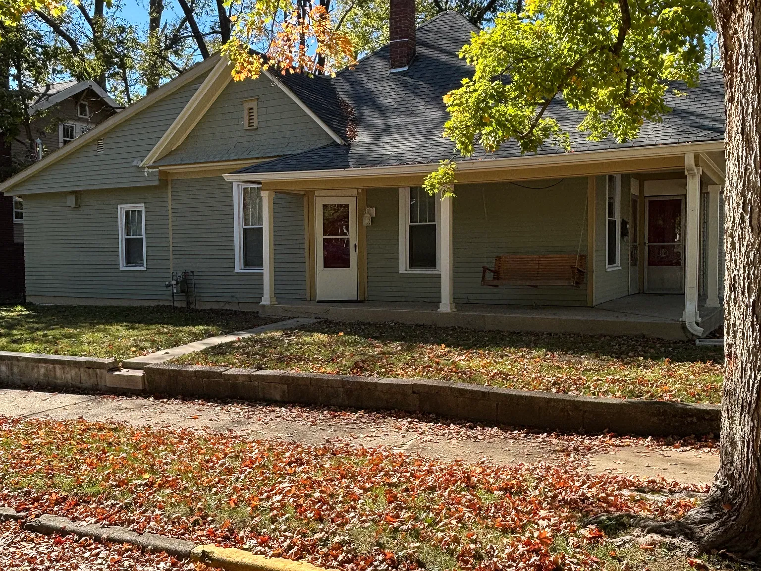3 bed, 1273 sqft, $3,750 — Photo 3