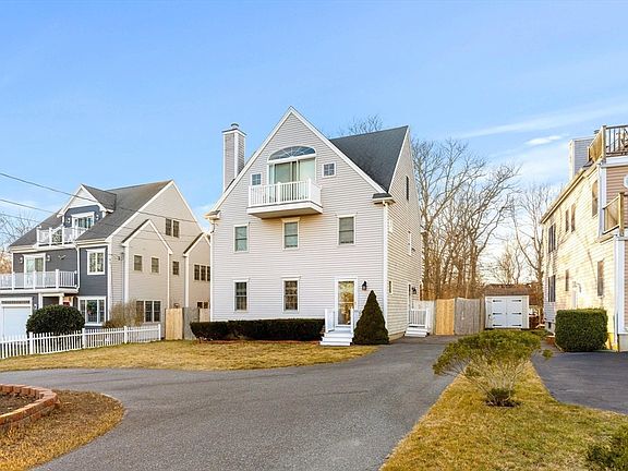 4th image of 109 Shore Dr