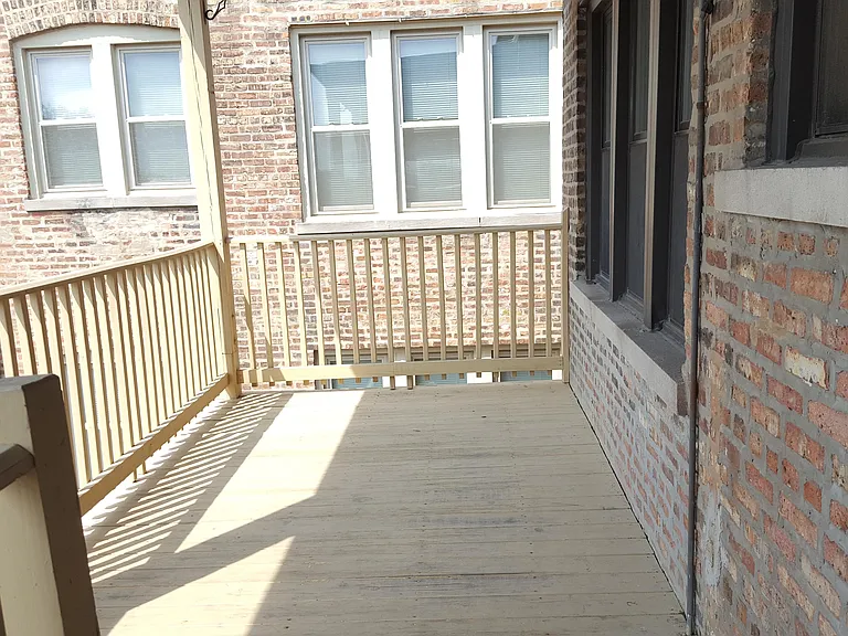 1018 N. Austin — Photo 7