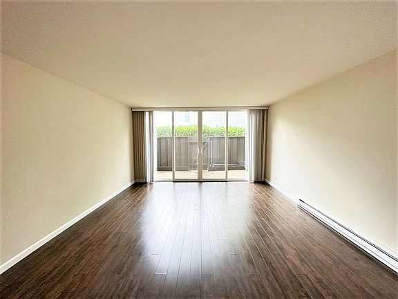 2nd image of 1587 Oxford St APT 14