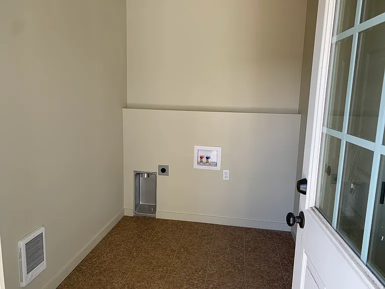 236 Jewel Basin Ct — Photo 18