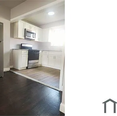 700 E Cold Spring Ln — Photo 5