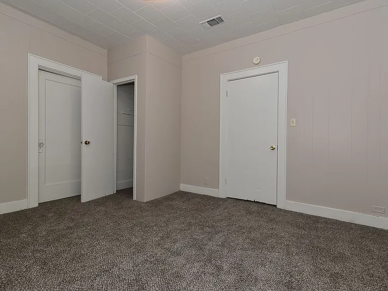 3814 Roberts St — Photo 16