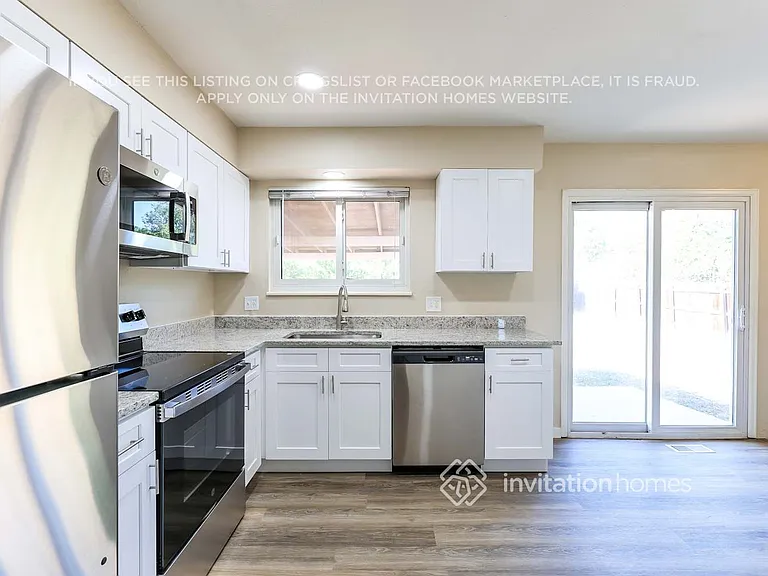 1530 S Salida Way — Photo 9