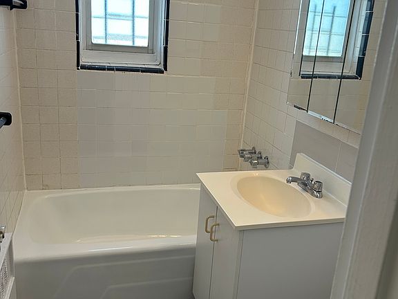 3rd image of 3280 Nostrand Ave APT 408