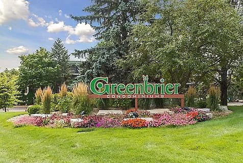 10511 Cedar Lake Rd #211 Photo 1