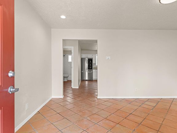 3rd image of 511 Keleher Ave NW