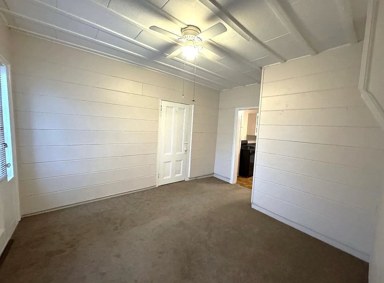 2 bed, 1200 sqft, $1,195 — Photo 2