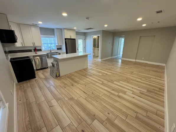 329 E 25th St, Houston, TX