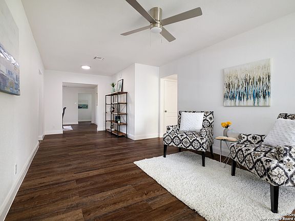 4th image of 839 Pennystone Avenue