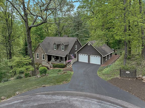 3rd image of 6658 Leffler Ln
