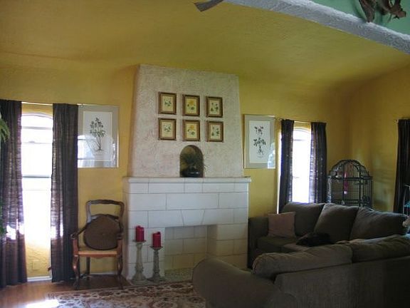 Bright livingroom