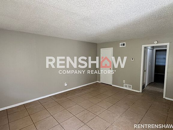 4th image of 3248 Amselle Cir