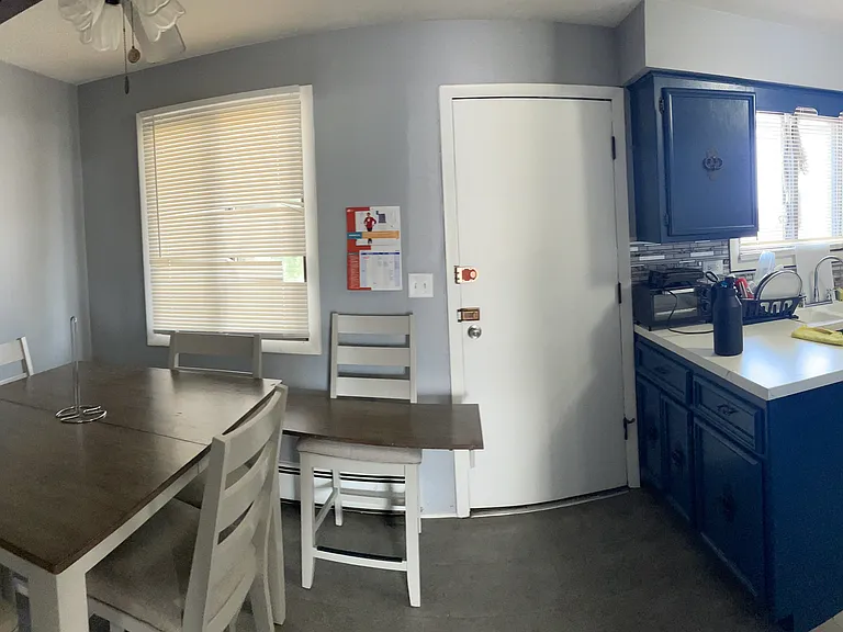 3042 N Central Ave #203 — Photo 3