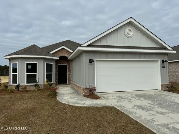 15960 Blue Ridge Dr, Gulfport, MS 39503