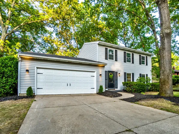 1202 Spruce Brook Rd, Kalamazoo, MI 49048