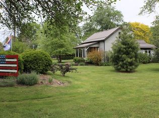 301 S Mineral Springs Rd, Porter, IN 46304