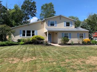 4300 Luna Crse, Liverpool, NY 13090