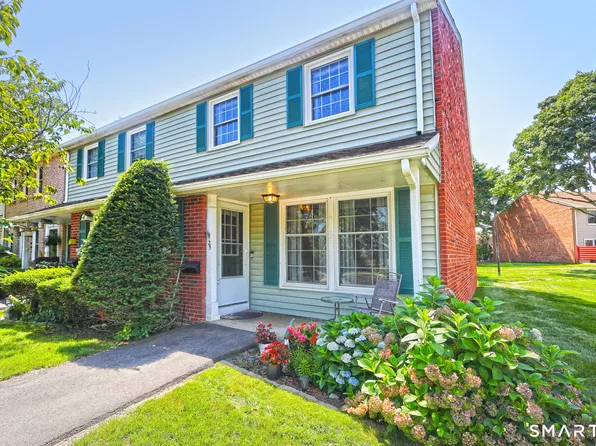 25 Greenwich Way #25, Milford, CT 06460