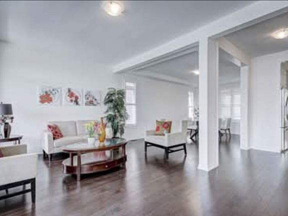 2nd image of 58 Ridge Gate Cres