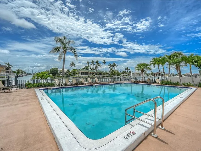 11030 Gulf Shore Dr #1 — Photo 21