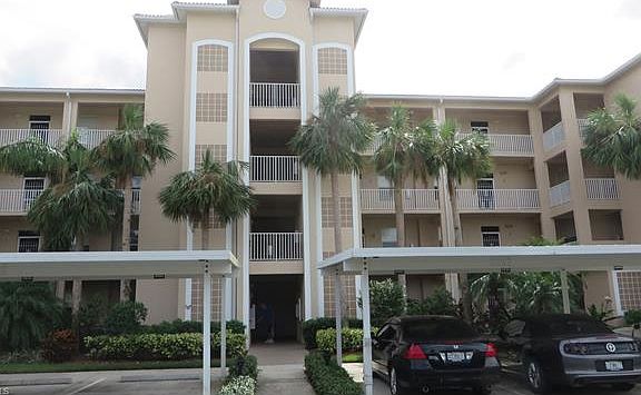 2nd image of 10461 Washingtonia Palm Way APT 3414
