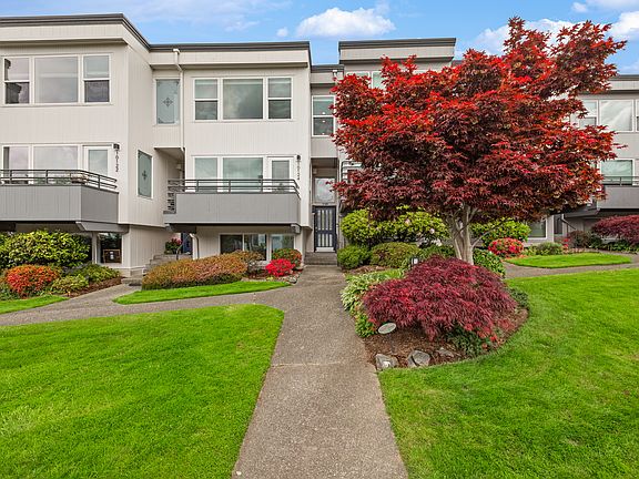 5th image of 10124 NE 63rd St
