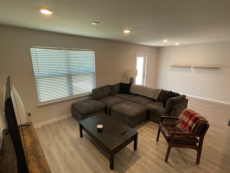 6348 Bellavia Ln — Photo 9