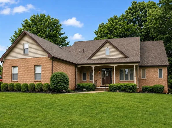 3401 Fairway Dr, Danville, IL 61832