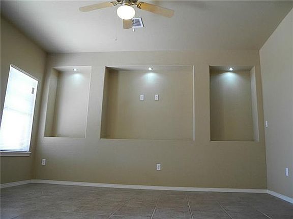 5th image of 12040 N Breeze Pl