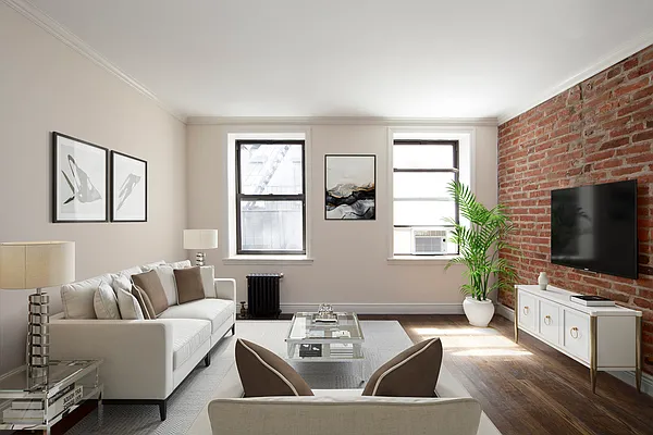 Rented by R New York | media 1