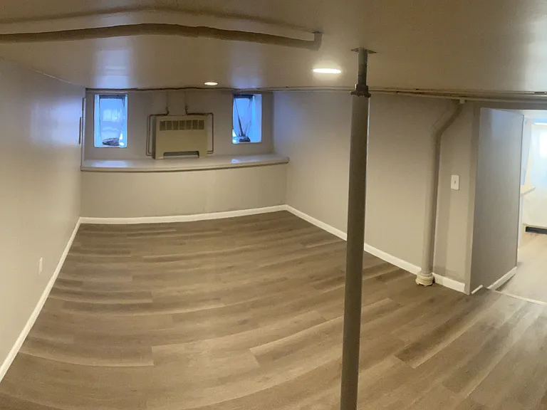 2550 N Delaware Dr — Photo 1