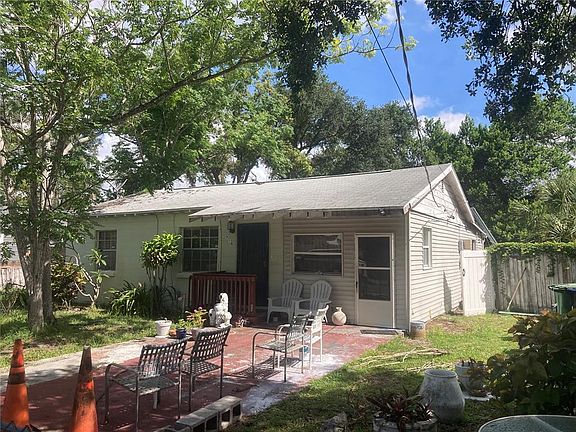 2nd image of 1716 E CHELSEA STREET