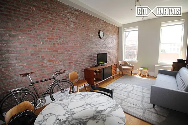 Rented by Citi Habitats | media 3