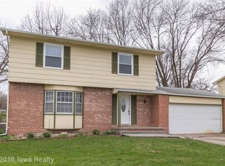 6402 Meredith Dr, Urbandale, IA 50322