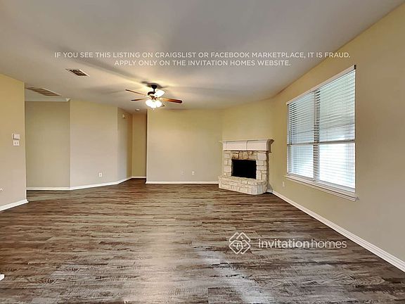 4th image of 728 Sage Brush Dr